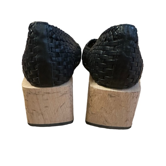 LOQ Leather Braided Black Pumps Size 39 - Picture 2 of 5